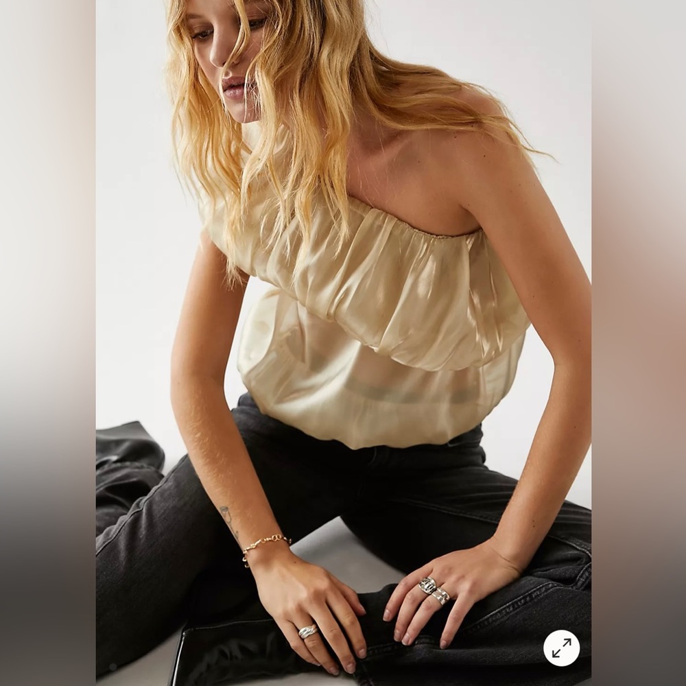Free People Rosetta top Chloe gold